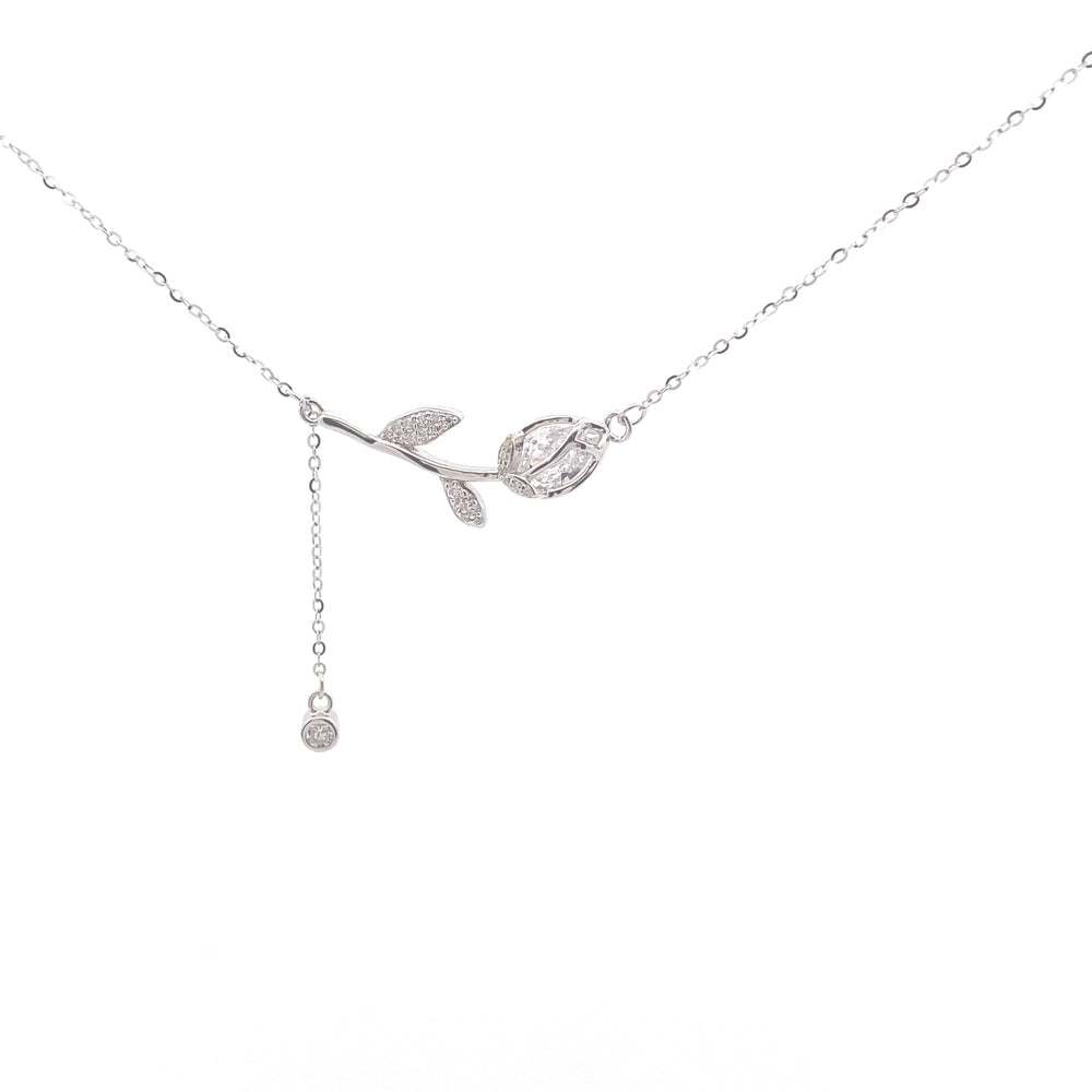 N5250 SILVER 15IN+1.5IN CHAIN ROSEBUD 1IN DANGLING CHAIN CUBIC ZIRCONIA PENDANT 2.38G