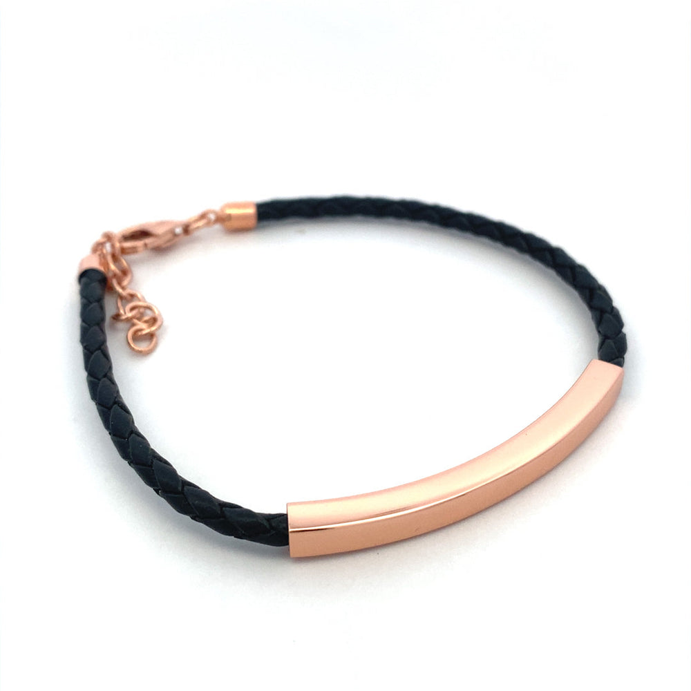 
                      
                        ROSEGOLD BAR IN BLACK LEATHER BRACELET
                      
                    