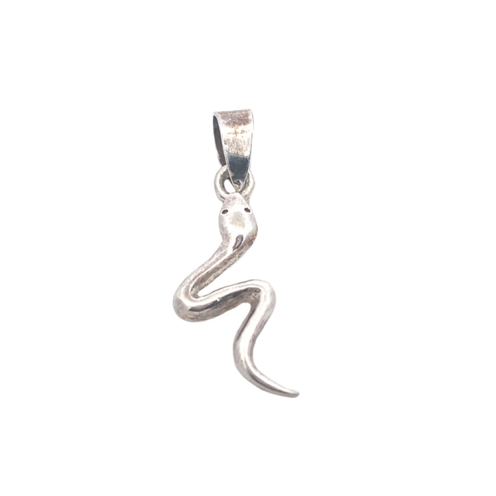 
                      
                        C3808 SNAKE DESIGN PENDANT
                      
                    