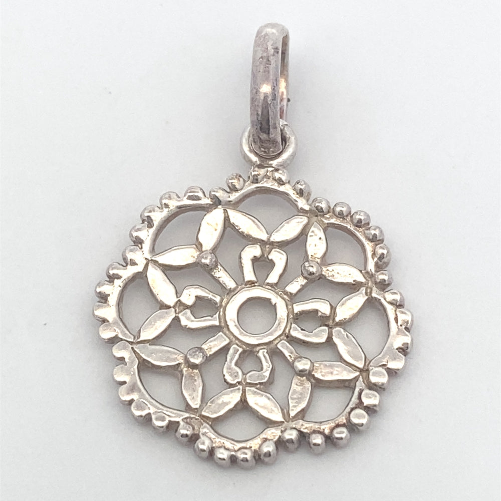 C3950 FLOWER FILIGREE PENDANT