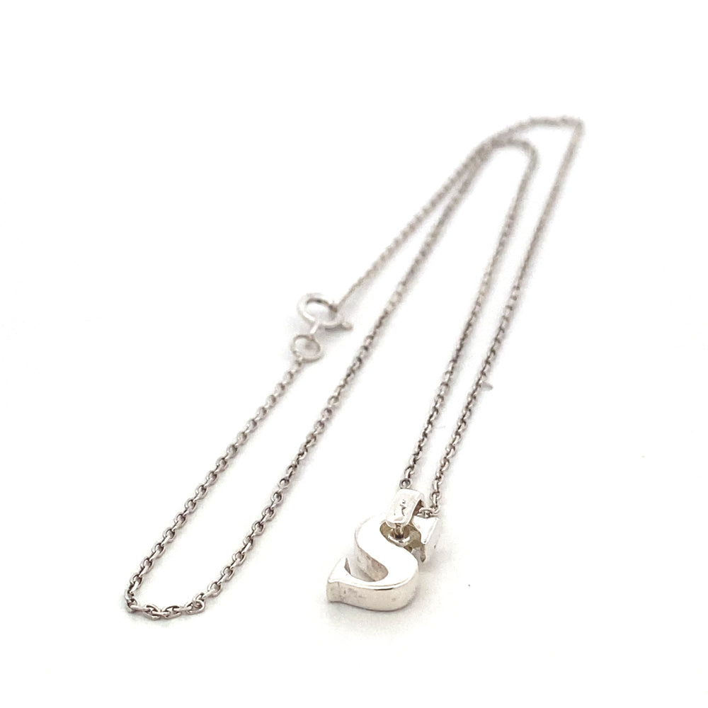 
                      
                        C4013 CHAIN W/LETTER S PENDANT
                      
                    