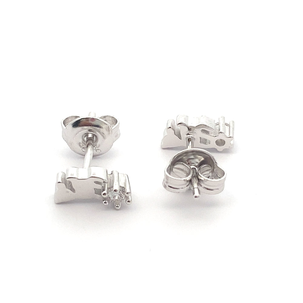 E7264 BABY LAMB 6 PRONG SML RND CZ STUD