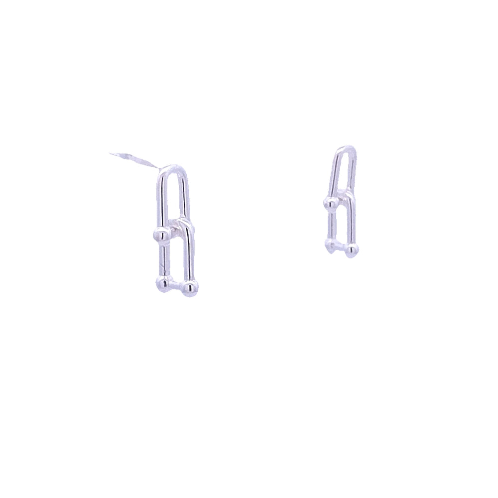 
                      
                        E7631 SLVR LETTER "U" DANGLING SE 3.05G
                      
                    