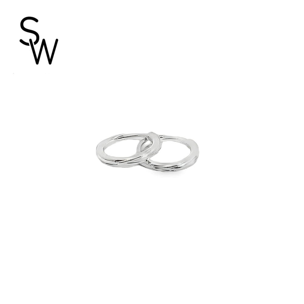 
                      
                        E7653 TEXTURED HUGGIES 1.8X13MM SE 1.38G
                      
                    