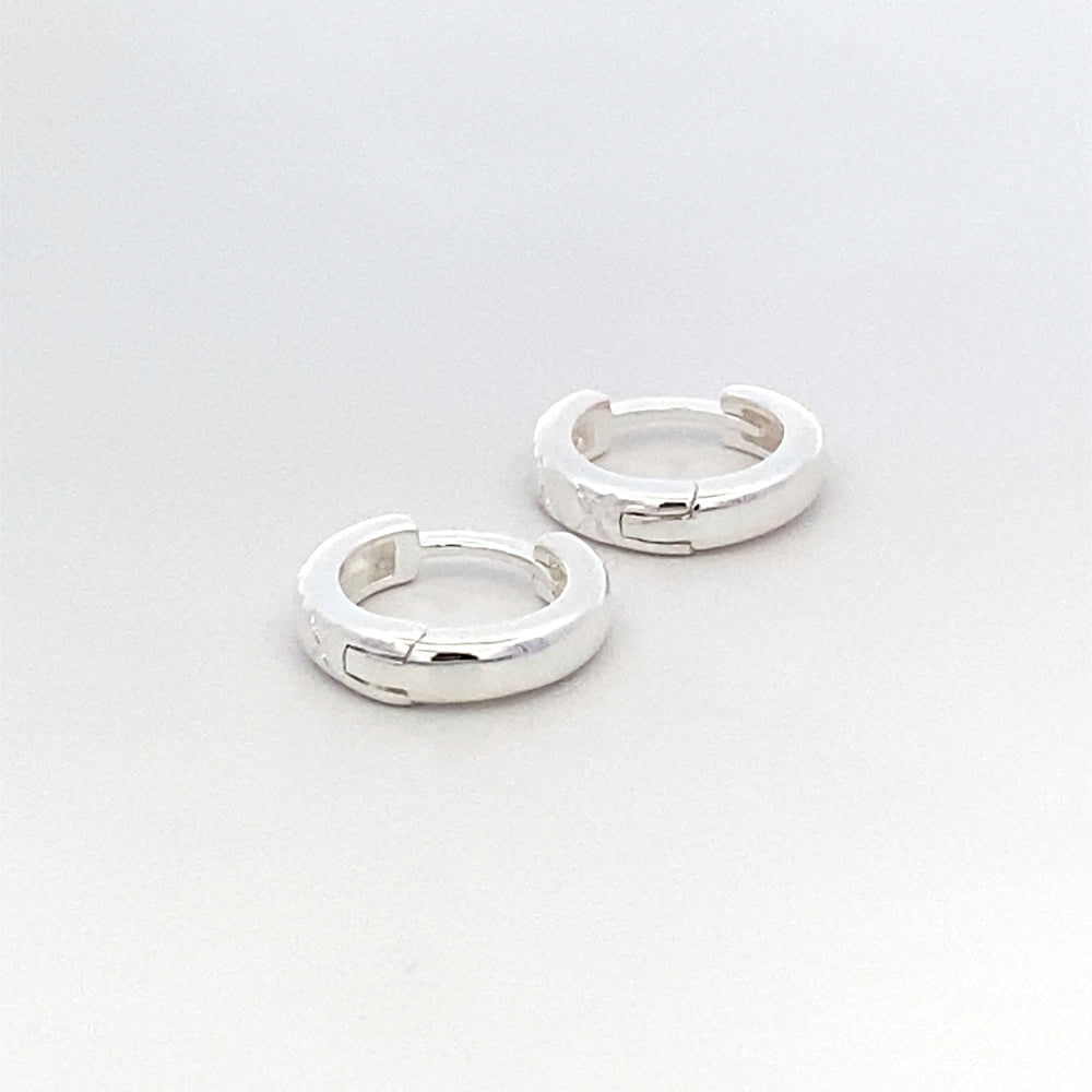 
                      
                        E7654 TEXTURED 4 X HUGGIES 3X13MM SE 2.28G
                      
                    