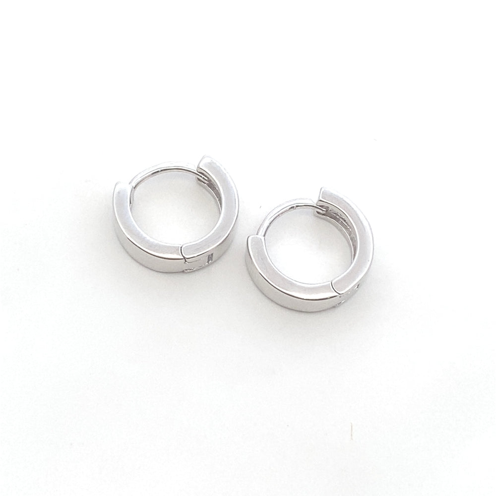 E8052 SILVER PLAIN THCK 8MM HUGGIES 2.51G