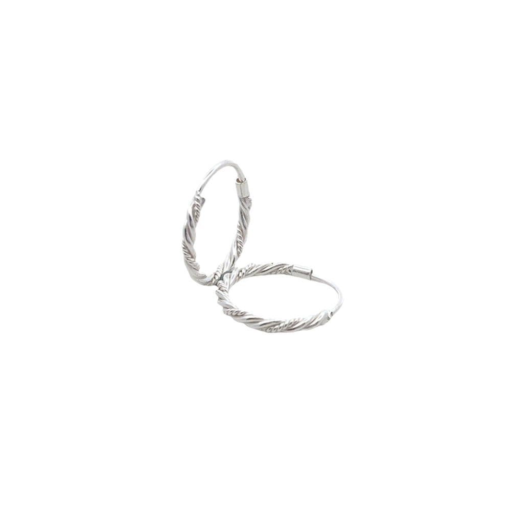 E8055 SILVER 11MM ALT PLN PTTRND TWISTED HOOP EARRING 0.8G