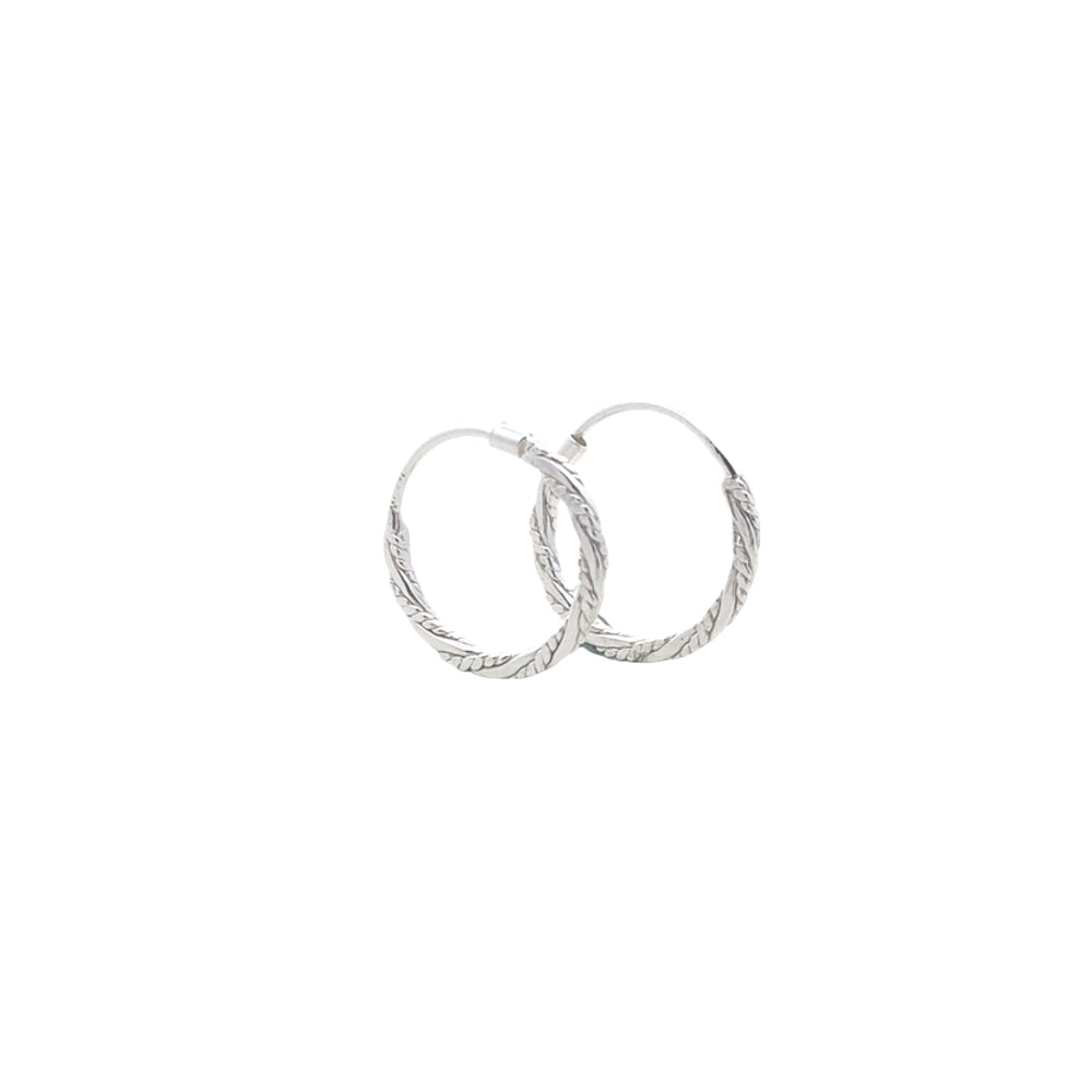 E8060 SILVER 11MM TSTD PTTRNED HOOP EARRING 1G
