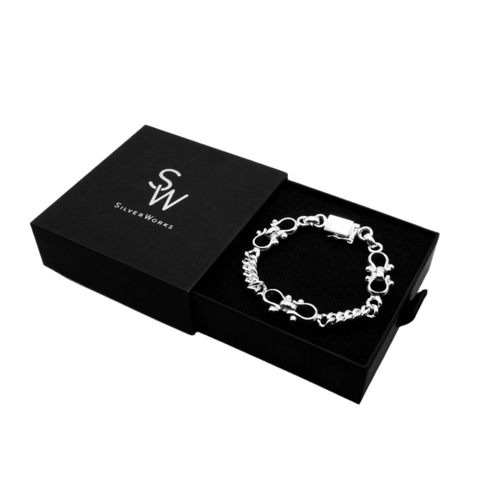 
                      
                        Silas 925 Sterling Silver Chain Bracelet | SilverWorks
                      
                    