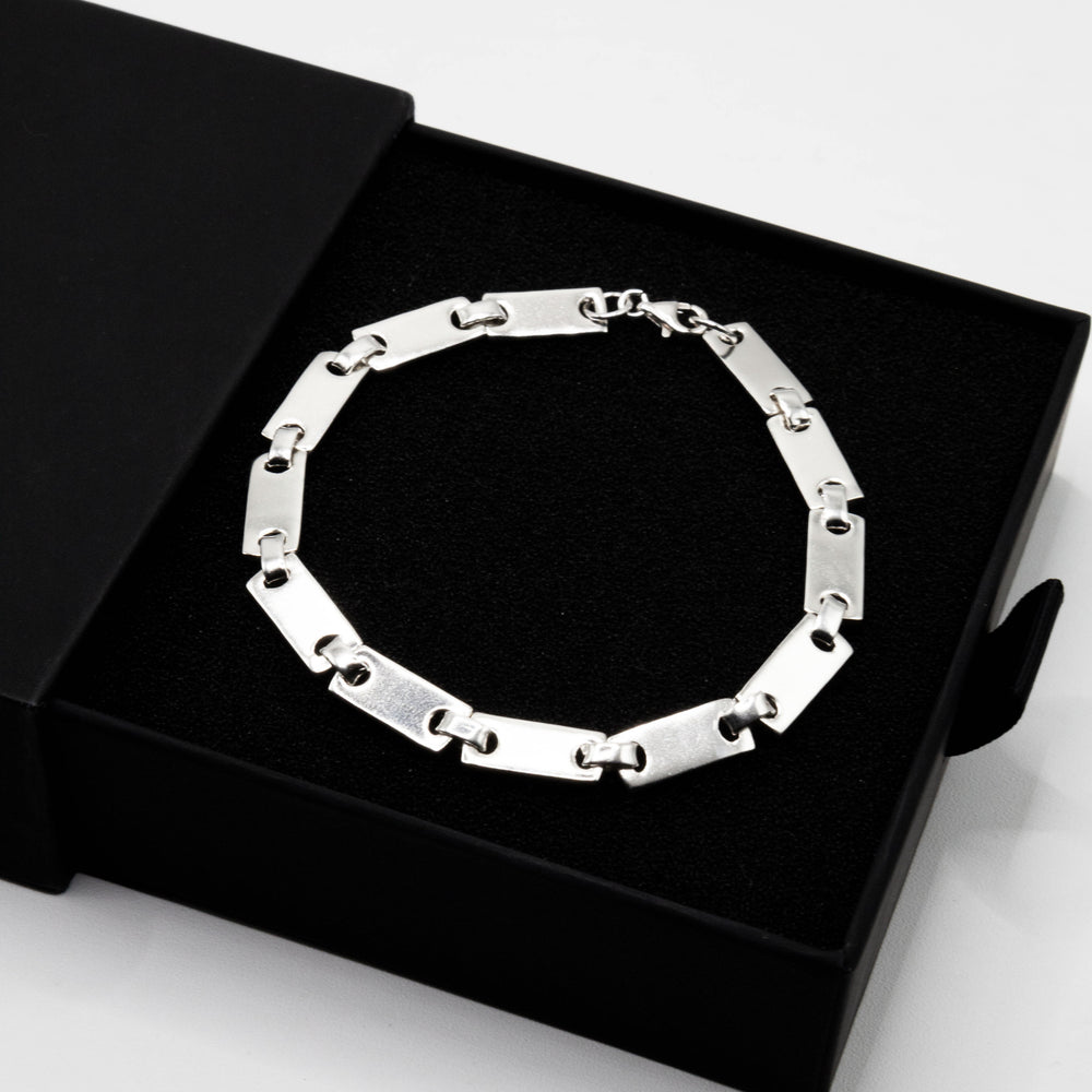 
                      
                        Toby Bar 925 Sterling Silver Chain Bracelet | SilverWorks
                      
                    