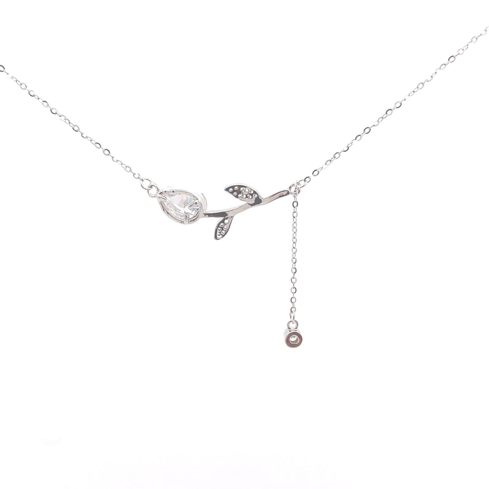 N5250 SILVER 15IN+1.5IN CHAIN ROSEBUD 1IN DANGLING CHAIN CUBIC ZIRCONIA PENDANT 2.38G