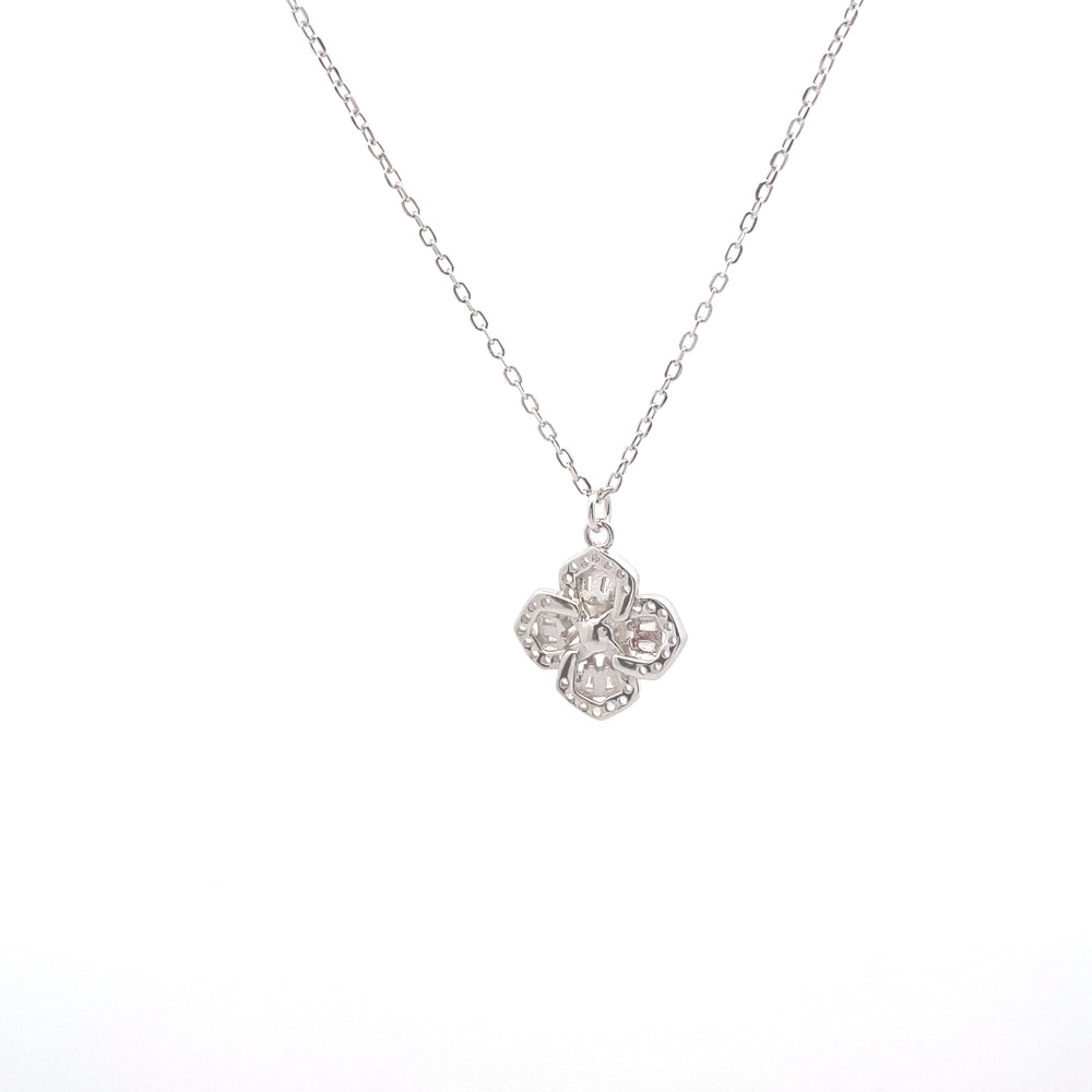 
                      
                        N5259 16IN+2IN CHAIN FULL CZ FLOWER MID PEARL PENDANT 2.54G
                      
                    