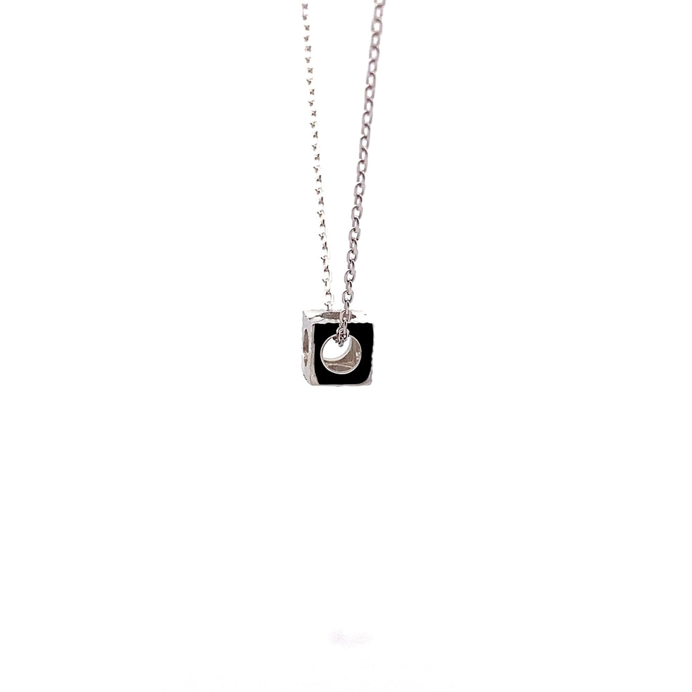 
                      
                        N5262 SILVER 16IN+2IN CHAIN 3D MID OPEN CUBE PENDANT 2.16G
                      
                    