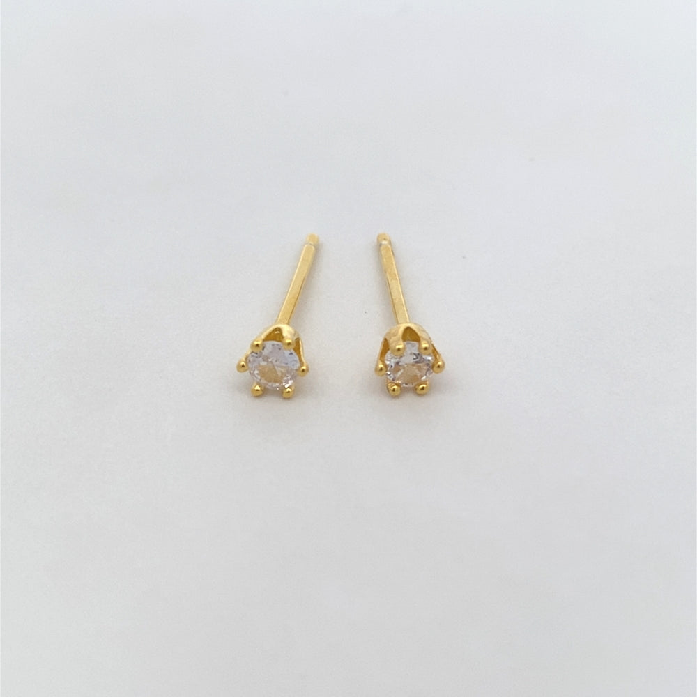 
                      
                        S797 GPLTD SET OF STR IN WHT ENML EARCUFF MID CZ IN PRONG
                      
                    