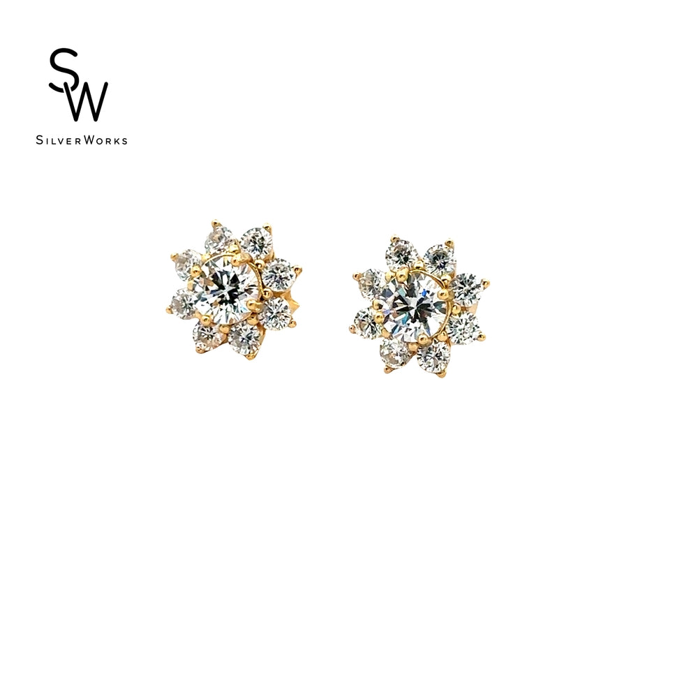 
                      
                        S842 GOLD PLATED 8 PETAL CZ ROSITAS FLWR STUD 16IN+2IN SN 8.2G
                      
                    