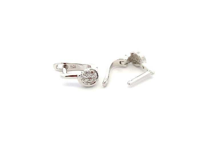 
                      
                        E7776 SILVER CLIP ON EARRING W/ ROUND FULL CZ
                      
                    
