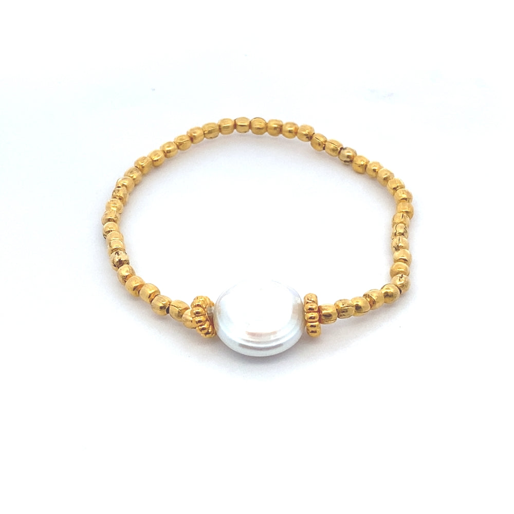 WLB052 GOLD PLATED BRCELET W/PEARL IN MID.