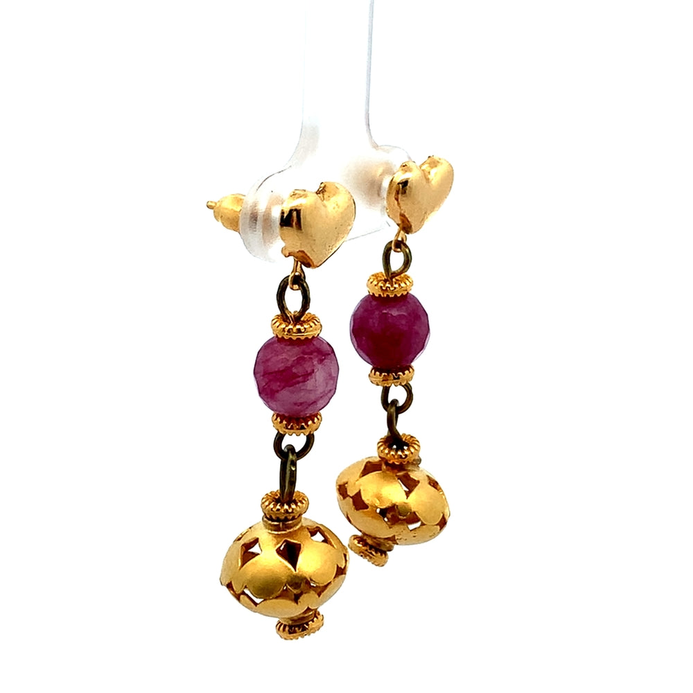
                      
                        WLE041GOLD PLATED STUD EARRING W/ GLASS BEADS
                      
                    