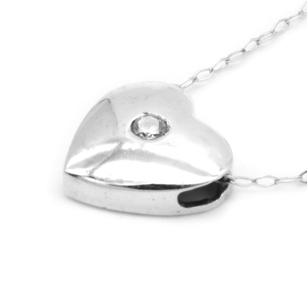 
                      
                        Heathy Flat Heart 925 Sterling Silver Pendant Necklace
                      
                    