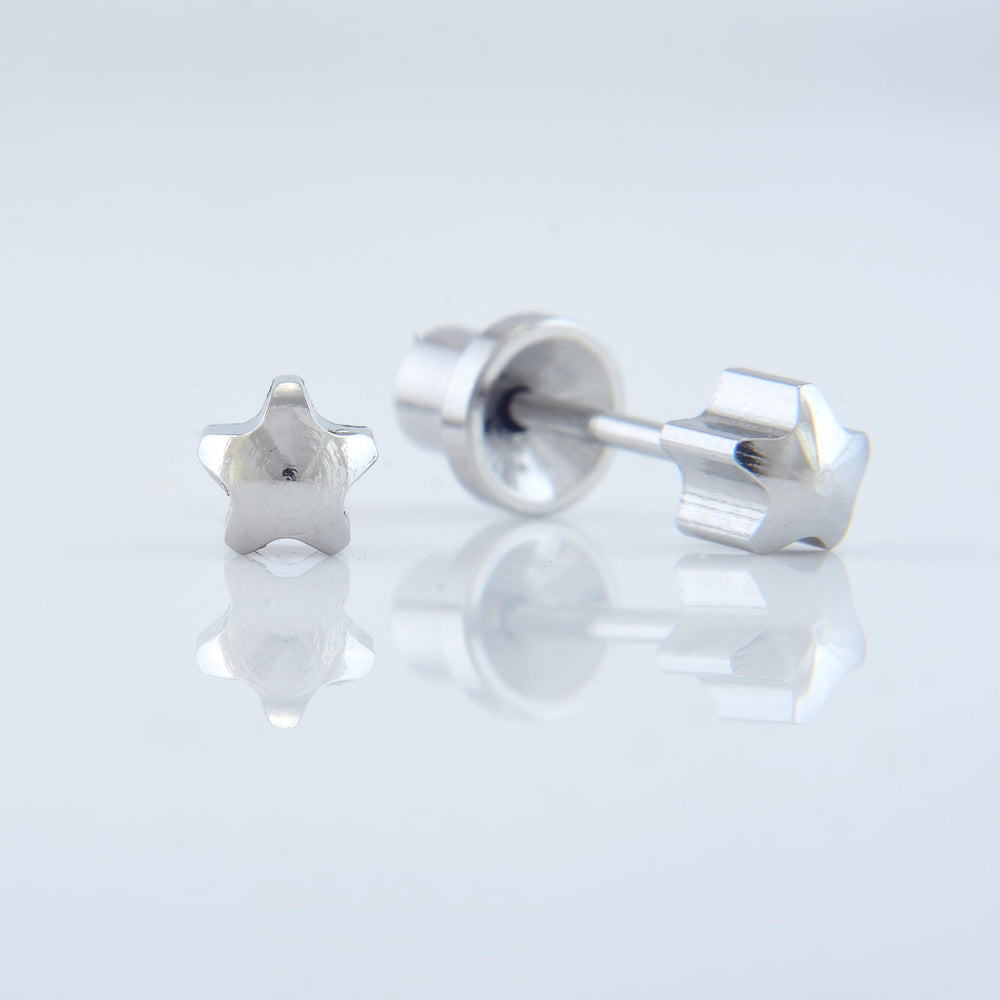 E7829 SS 4MM STAR EAR PIERCING STUD