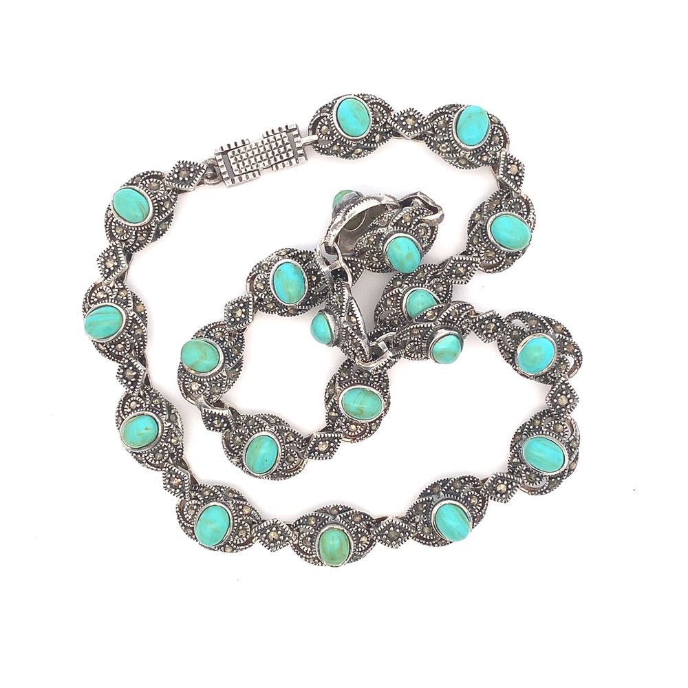 Hooked on a Feeling Silver Necklace