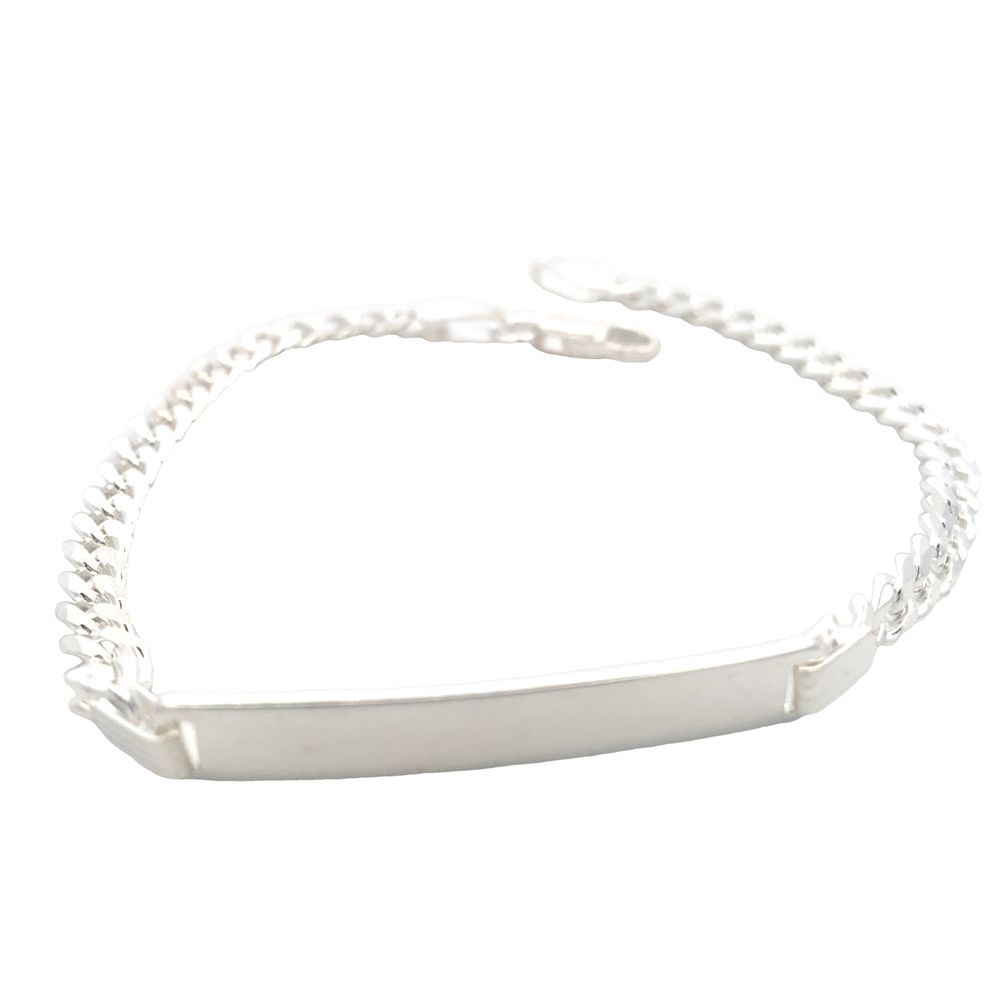 
                      
                        Cadence Silver Bracelet
                      
                    