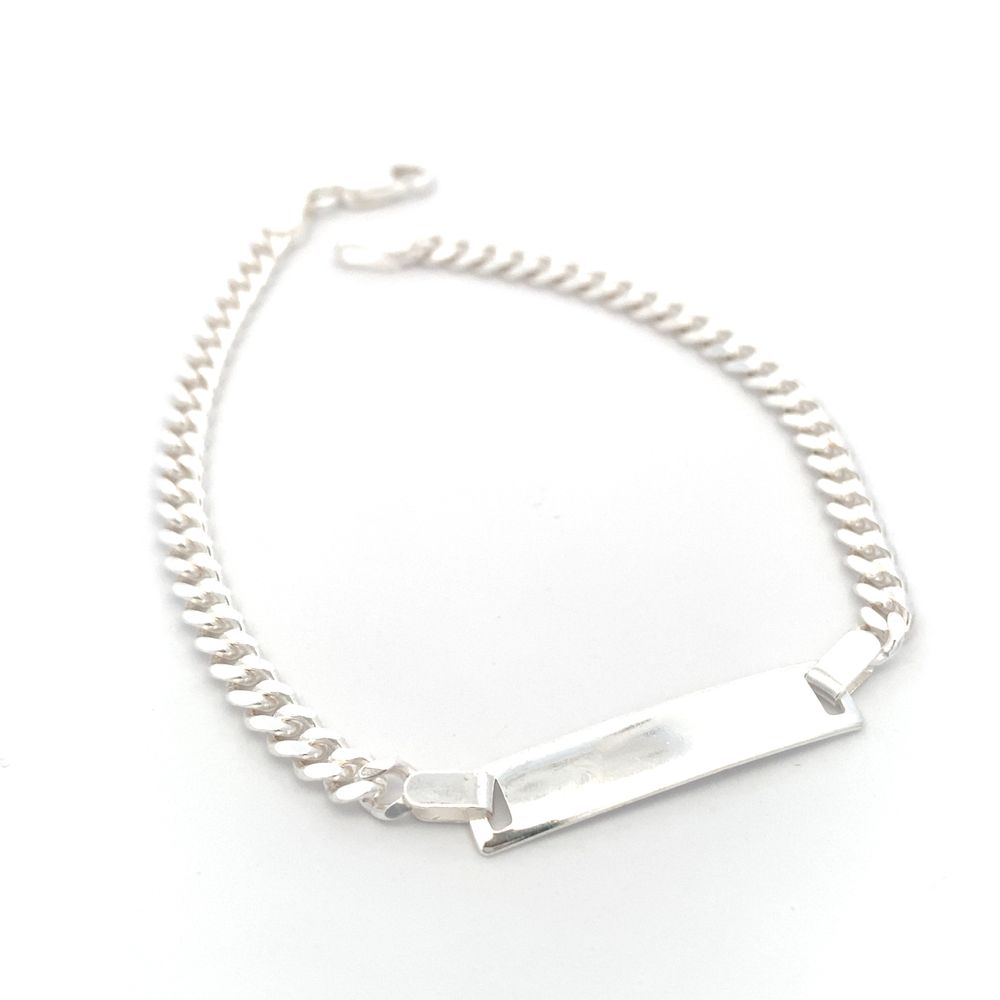 
                      
                        Coraline Silver Bracelet
                      
                    