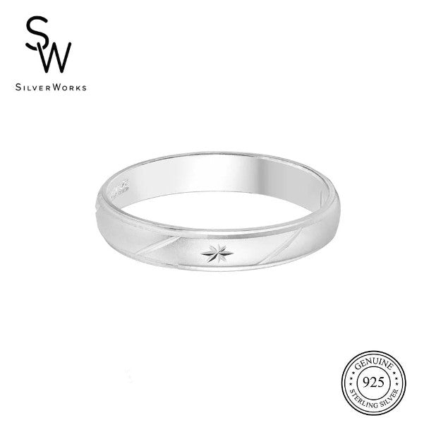 
                      
                        Tribal with Enamel Design Ring Unisex R43819
                      
                    
