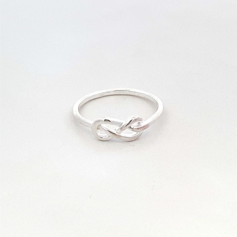 Ameya Infinity Knot 925 Sterling Silver Promise Ring | SilverWorks