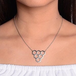 
                
                    Load image into Gallery viewer, Silverworks X3633 Honeycomb Design Necklace and Earrings
                
            