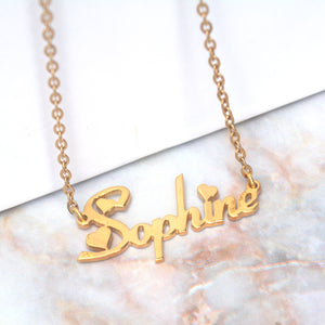 
                
                    Load image into Gallery viewer, Fiolex Girls with Heart Name Necklace
                
            