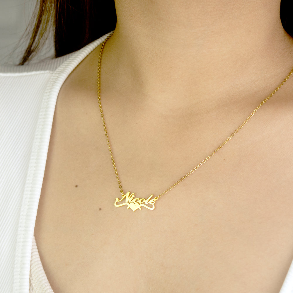 Name Necklace with Crown C7-X / C7