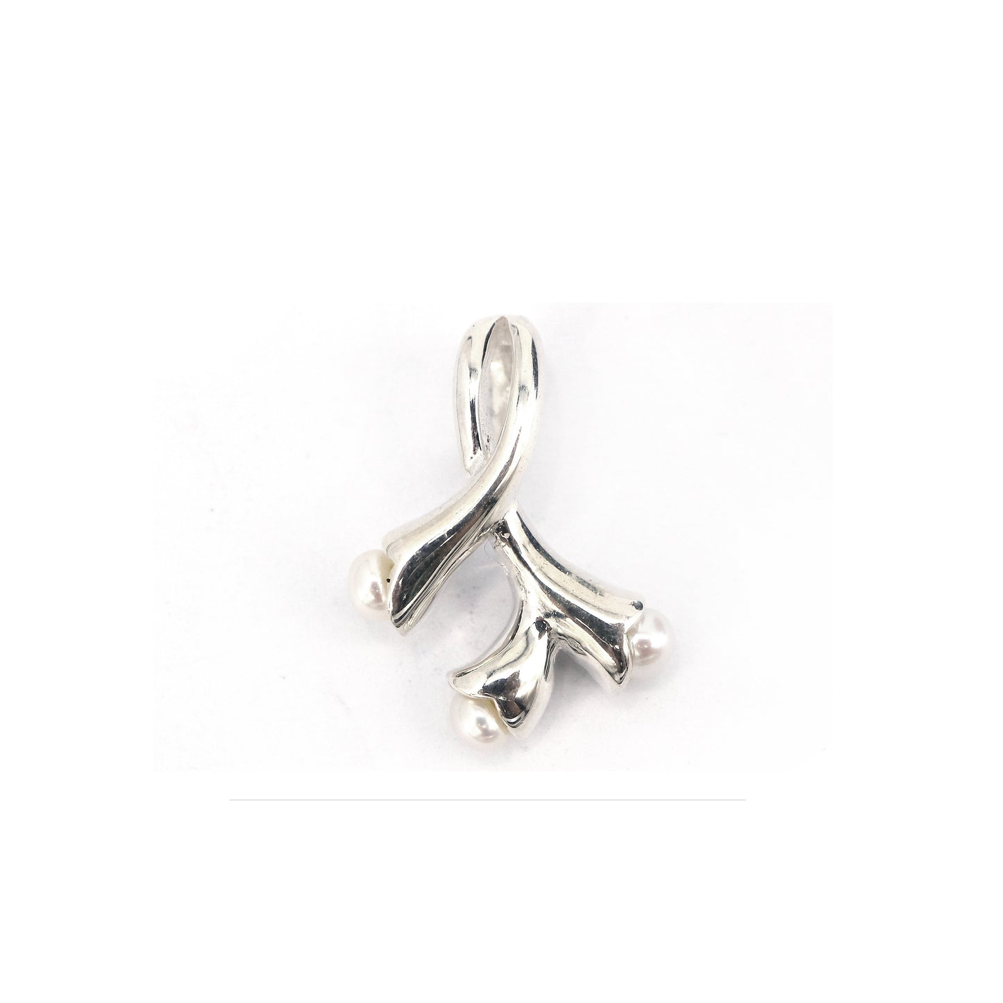 Rhiannon Ribbon & Pearls 925 Sterling Silver Pendant | SilverWorks