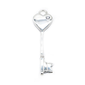 
                
                    Load image into Gallery viewer, Alessia Heart in a Key 925 Sterling Silver Charms and Pendants Philippines | Silverworks
                
            
