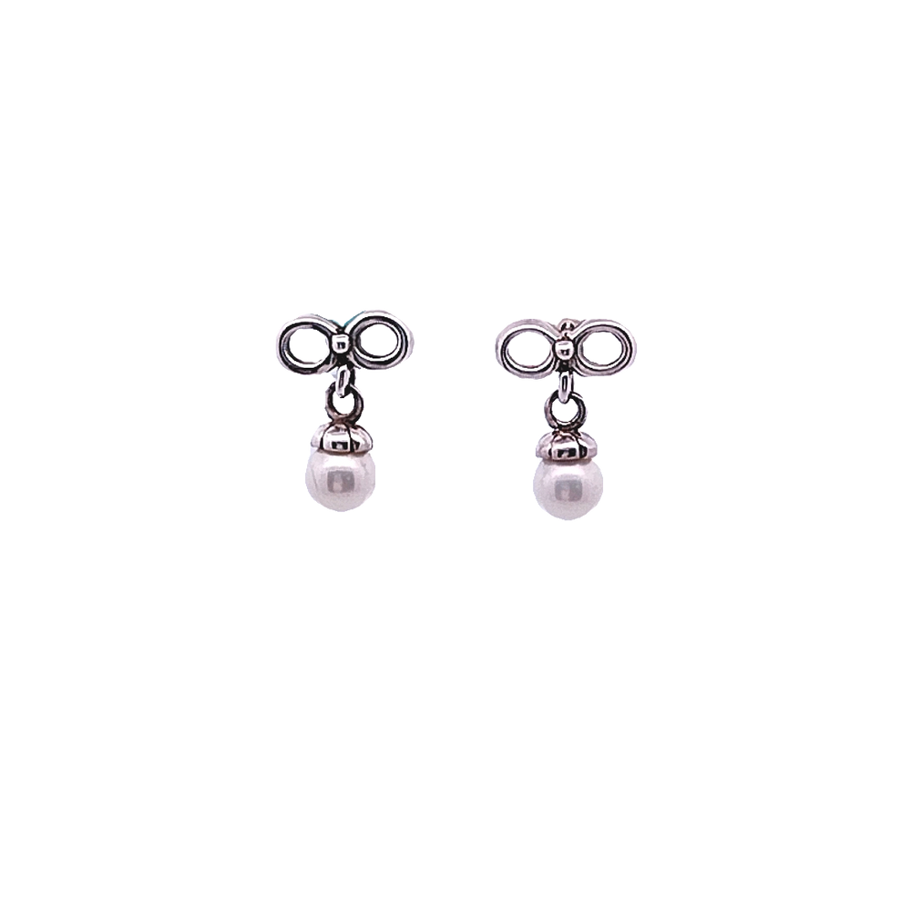 
                
                    Load image into Gallery viewer, Silverworks E6932 Silver Bow With Drop Pearl Stud Earrings
                
            